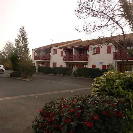 Résidence Hôtelière Hélios Apartahotel