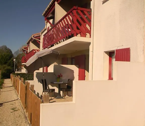 Résidence Hôtelière Hélios 2*