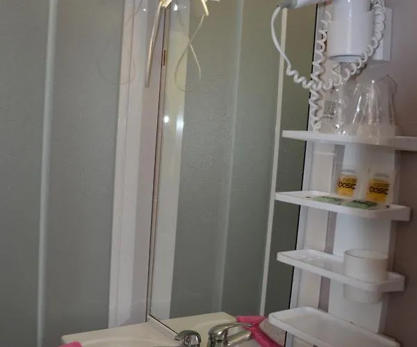 Résidence Hôtelière Hélios 2* Jonzac