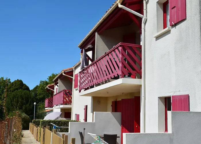 Résidence Hôtelière Hélios 2*