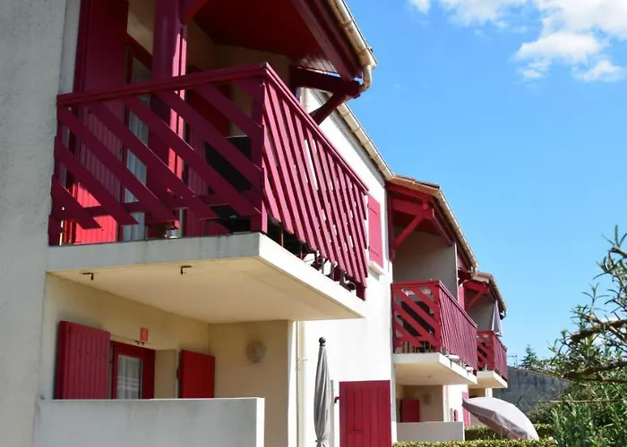 Résidence Hôtelière Hélios 2*